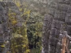 -梭布垭石林景区