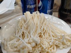 -江城燕子大排档(江汉路步行街店)