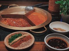 -周师兄大刀腰片火锅(洪崖洞旗舰店)