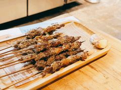 烤羔羊肉串-木屋烧烤(岗顶二店)