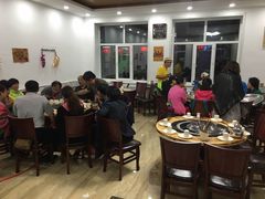 -粘豆包柴火铁锅炖