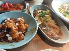 -蜜桃餐厅·伴山(湖滨商业街店)