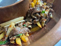 -牛喵喵铜锅牛肉馆