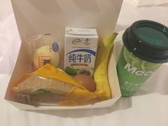 -全季酒店(上海火车站天目西路店)