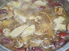 -广宁炭炉鸡煲·富临门饭店