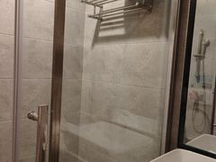 -希岸·轻雅酒店(广州白鹅潭艺术中心花地湾地铁站店)