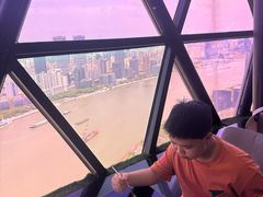 -东方明珠·空中旋转餐厅