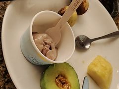 -怡咖啡海鲜自助餐厅(浦东香格里拉店)