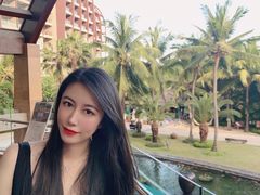 -三亚湾海居铂尔曼度假酒店
