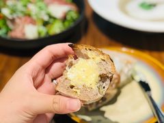 餐前面包-Erman岩烧牛排(虹桥南丰城店)