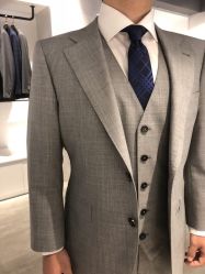 -优刻西服西装定制(金轮国际广场店)