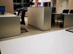 -上海冠松华奥奥迪4S店(张江店)