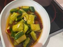 -黄记煌三汁焖锅(新佳丽江汉路店)