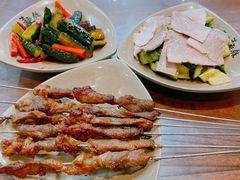 -亮亮面馆(经六路店)