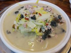 枸杞银丝娃娃菜-九妹农家大铁锅东北菜(江湾店)