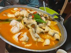 思茅酸汤鱼片-老滇山寨•云南特色菜•地方菜•民族风情歌舞表演(世纪金源店)