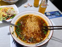 酸汤臊子面-大嘻咹biangbiang面(历史博物馆店)