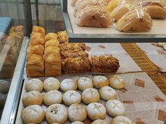 -顶东面包花园·生日蛋糕(世博店)