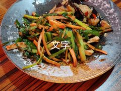 -微醺烤牛·炭火烧烤·精酿啤酒(东郊记忆店)