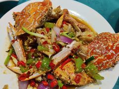 -三亚火车头万人海鲜广场