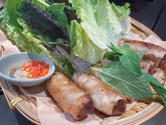 -大头虾越式风味餐厅(光明广场店)