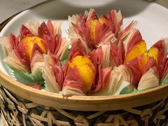 舌尖上的荷花酥-弄堂里(西溪龙湖天街店)