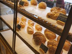 -BONBON BAKERY