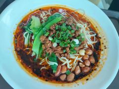 -小吃城(重庆江北国际机场店)
