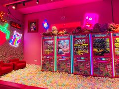 -BIG PINK大粉娃娃机主题馆(圆融星座店)