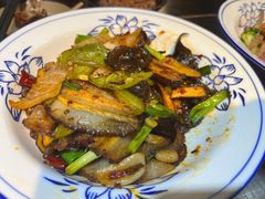 -蓝田九大碗民俗食府(蓝田店)