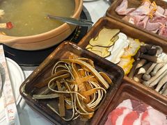 -菌小白·野生菌火锅(时尚天河店)