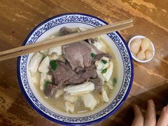 羊肉泡馍-刘信牛羊肉小炒泡馍(回民街店)