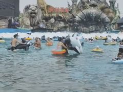 -沈阳龙润夏宫温泉水乐园
