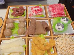 -大熊猫毛肚火锅(烟台万象汇店)