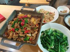 -裕鼎鲜·新中菜(金鼎广场店)