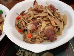 烟笋腊肉-伙工殿餐厅(吉大店)
