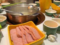 -润园四季椰子鸡火锅(卓越INTOWN店)