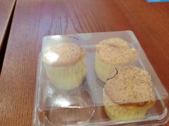 -红宝石·鲜奶小方·海派西点房(南丹店)