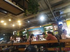 大堂-钢管厂歆瑞源油卤串串香(春熙路太古里店)