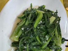 蒜蓉炒油麦菜-南沙辉记烧鸡·荔枝木炭火吊烧(旧镇店)