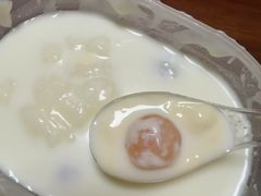 -黄师奶甜品店