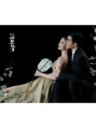 -雪中彩影婚纱摄影·微光艺术中心