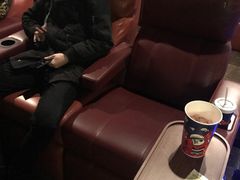 -英皇UA电影城(瑞虹天地月亮湾)