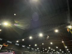 -嘿哟动霸CHUA·新潮玩运动娱乐中心·蹦床滑冰团建乐园