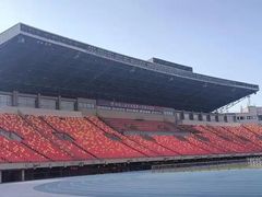 -体育场(地铁站)