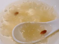 银耳汤-龙抄手食府(浣花北路店)
