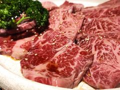 牛外脊拼盘-炼火烤肉店