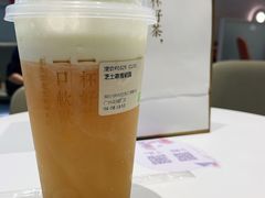 -奈雪的茶(花城汇中区PRO店)