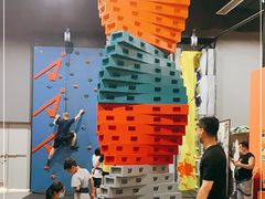 -嗨马乐动室内潮玩运动·团建·轰趴·桌游(南丰汇店)