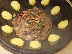 -万里闯关东铁锅炖菜馆(高新旗舰店)